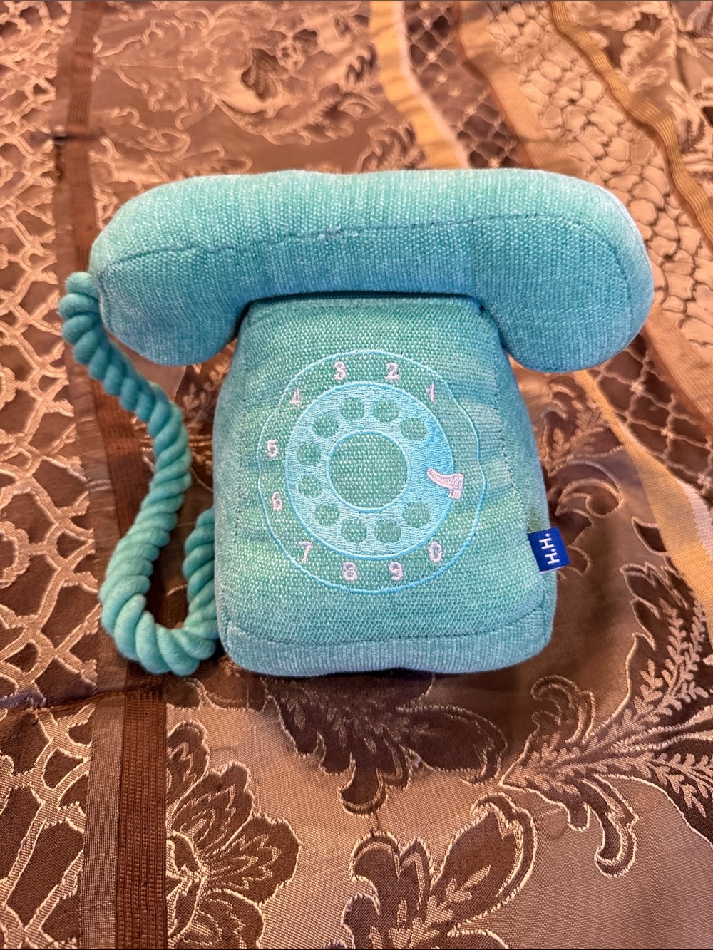 Hooray House Tug of War Retro Phone